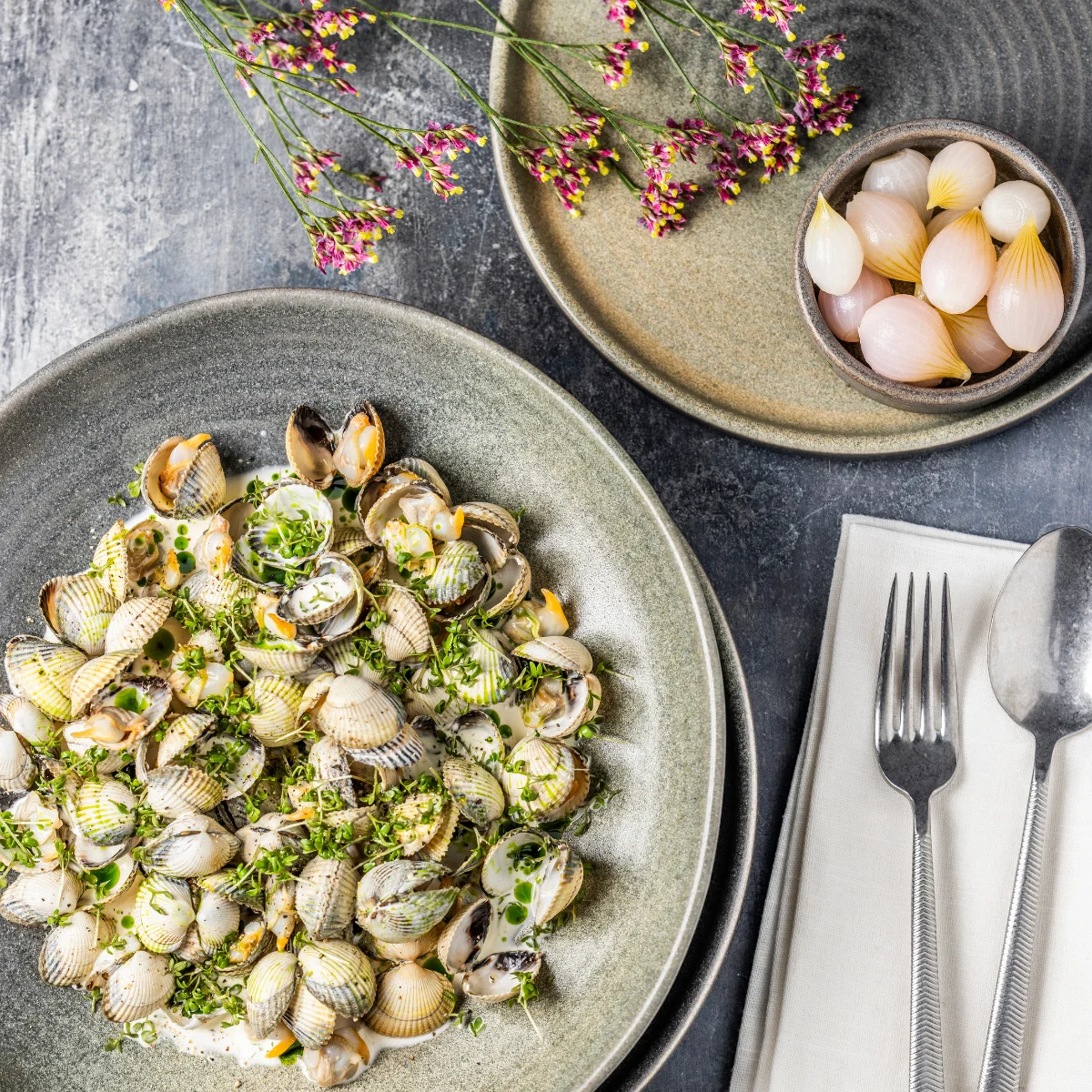 Bonna HORRPL33OV Hornfels Ripple Oval Tabak 33*18 cm