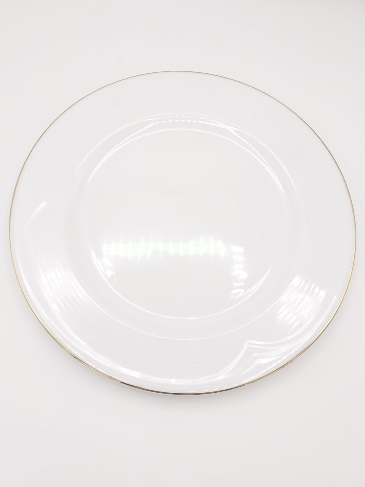 Güral Porselen Satürn 26 cm Düz Tabak , Altın Yaldızlı ( STR26DU20 ) Güral Porselen Satürn 26 cm Düz Tabak , Altın Yaldızlı ( STR26DU20 )