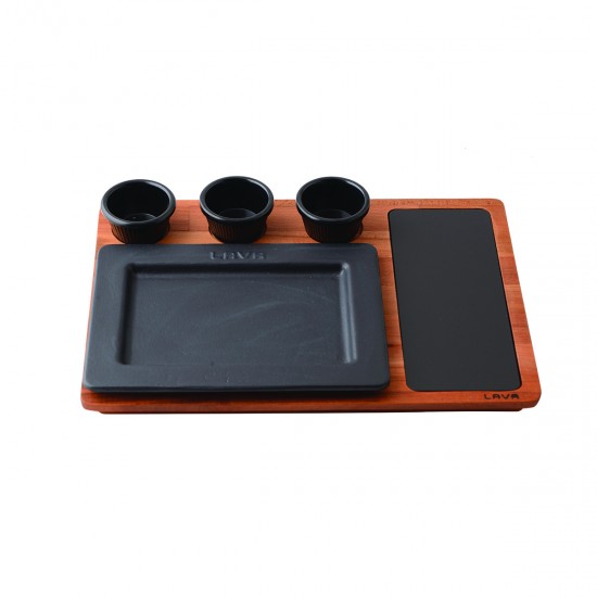 Lava Döküm Dikdörtgen Servis Tabağı, Ahşap altlığı ve Döküm demir plaka. Ölçü 19x26cm ( LV HRC 007 AS 551 ) Lava Döküm Dikdörtgen Servis Tabağı, Ahşap altlığı ve Döküm demir plaka. Ölçü 19x26cm ( LV HRC 007 AS 551 )