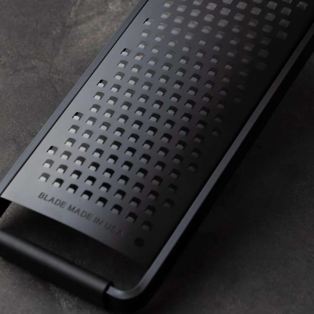 Microplane 43000E Black Sheep - Rende Microplane 43000E Black Sheep - Rende