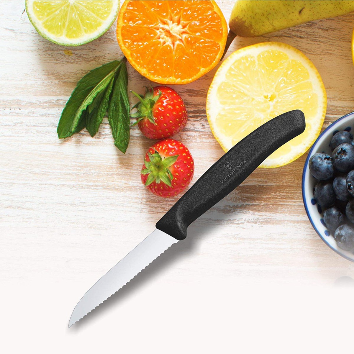 Victorinox Soyma Bıçağı 8cm Testere Ağızlı SwissClassic Siyah (VT 6.7433)