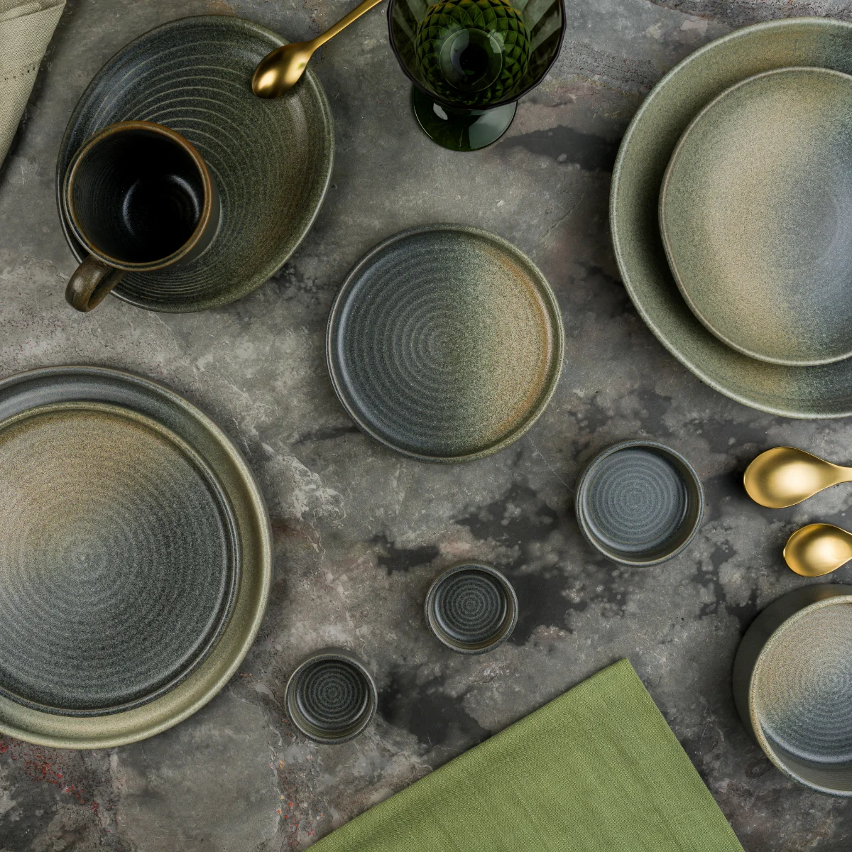 Bonna HORRPL33OV Hornfels Ripple Oval Tabak 33*18 cm