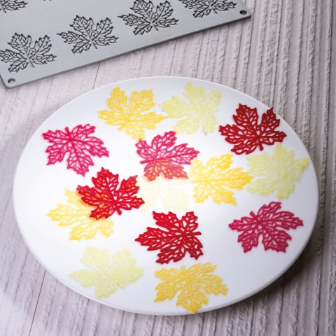 Gourmand Silikon Mould 8 Maple Indents ( Tuil Kalıbı 8 li ) 6.6 * 6.25 cm  H:2 mm