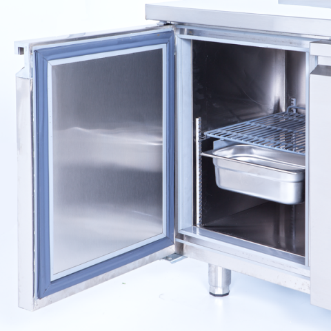 Iceinox Tezgah Tip Gn Buzdolapları - 3 Kapılı 200x60x85 cm ( CTS 440 CR )