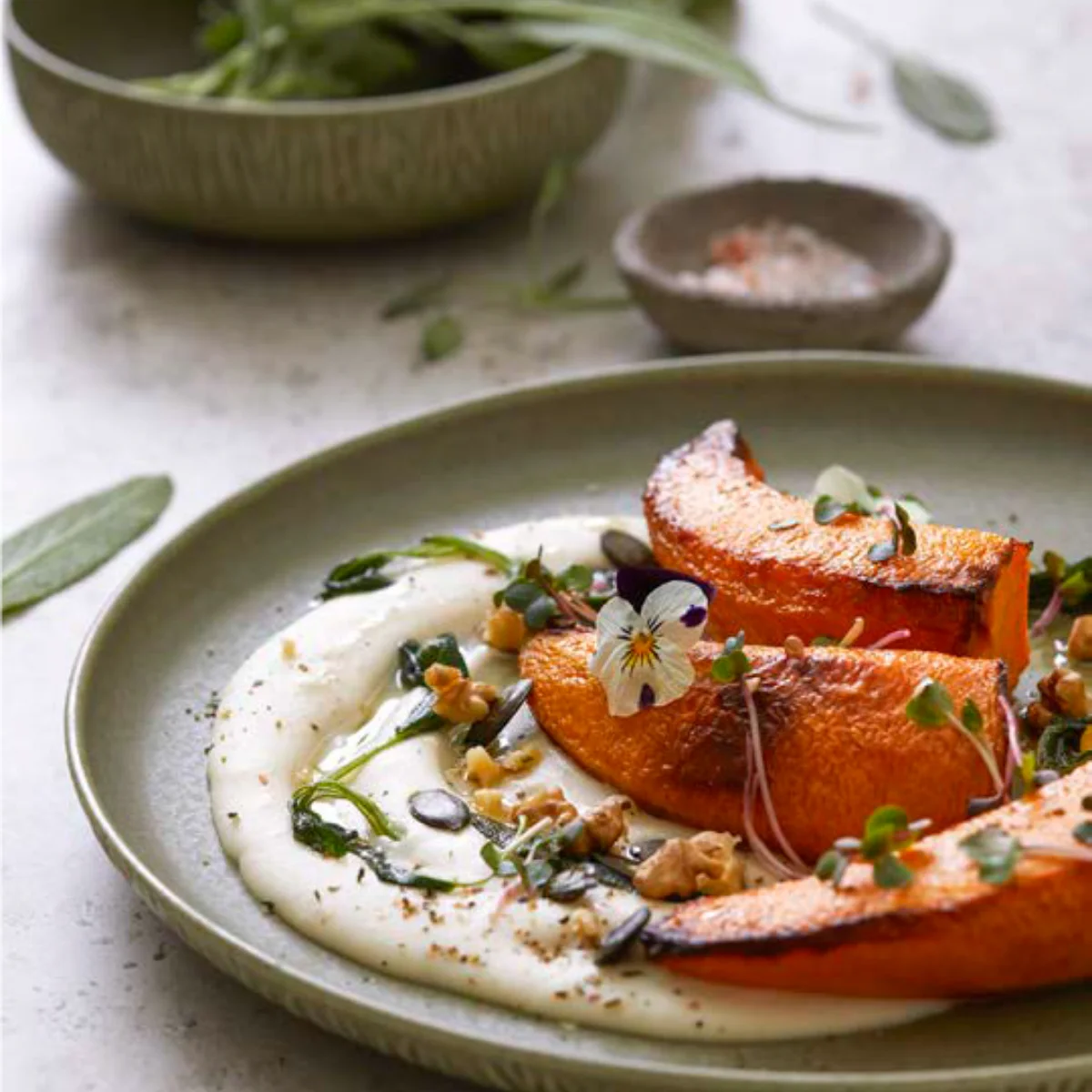 Kütahya Porselen Mood Line 20 cm Çukur Tabak 680 cc – Haki MDL20CK855A45