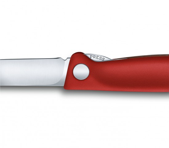 Victorinox SwissClassic  Katlanır Soyma Bıçağı 11cm Kırmızı (VT 6.7801.FB) Victorinox SwissClassic  Katlanır Soyma Bıçağı 11cm Kırmızı (VT 6.7801.FB)